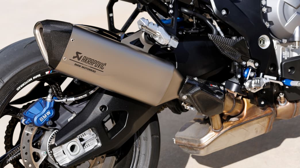 Auspuff der BMW M 1000 XR
