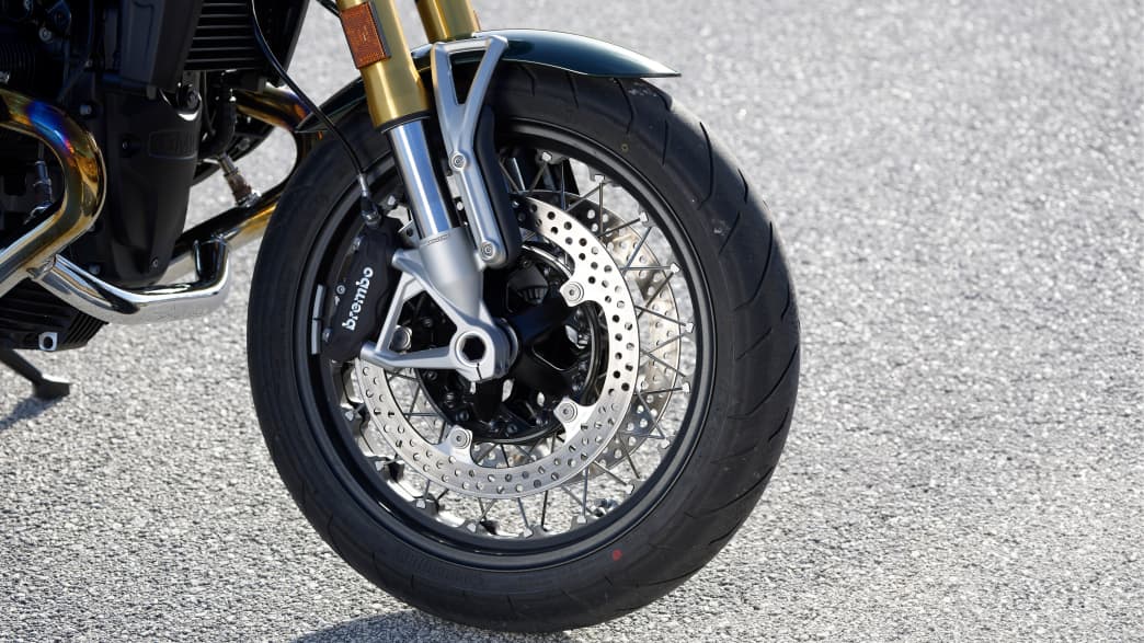 Vorderrad der BMW R 12 Nine T