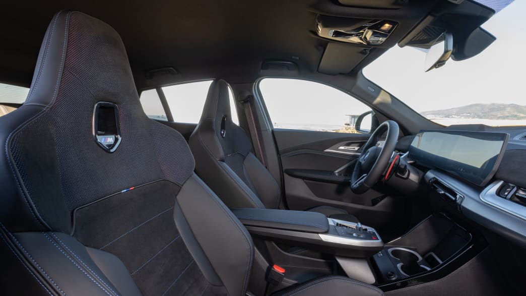 Vordersitze im BMW X2