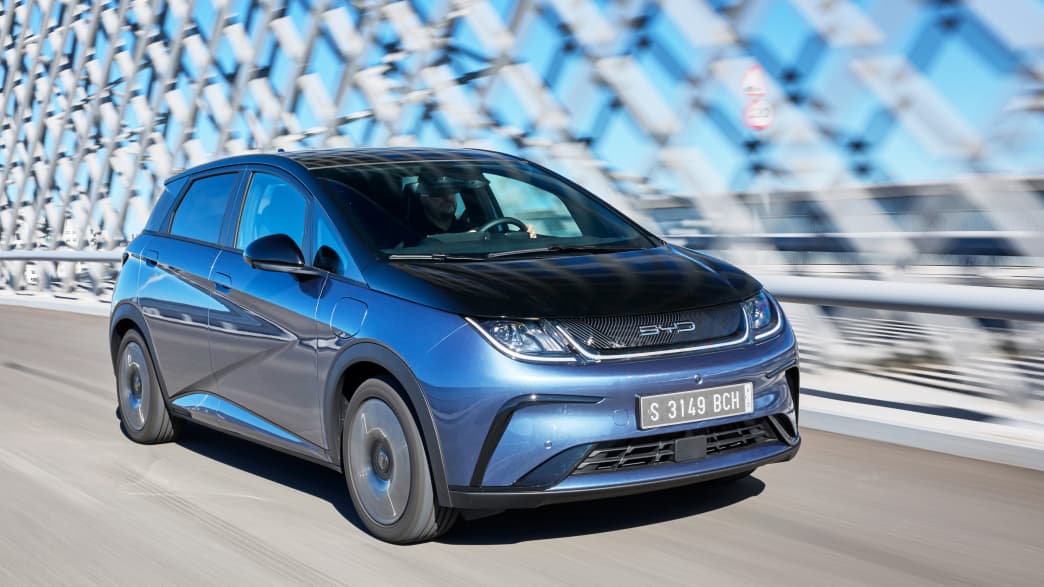Fahraufnahme des BYD Dolphin