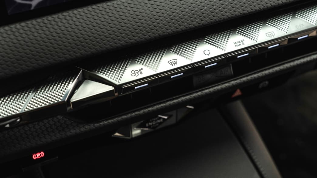 Bedientasten im DS 4 Cross