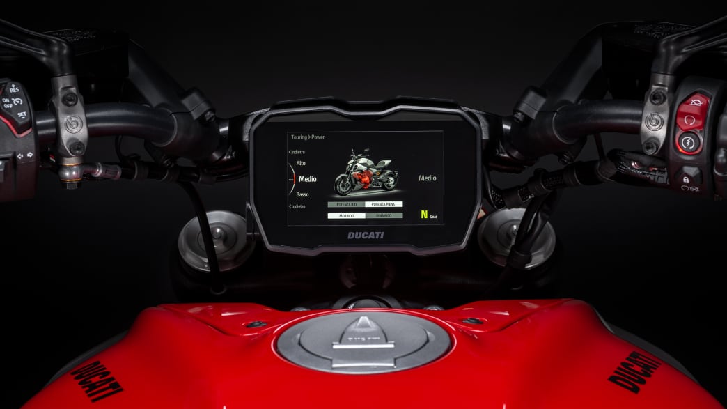 Display der Ducati Diavel V4