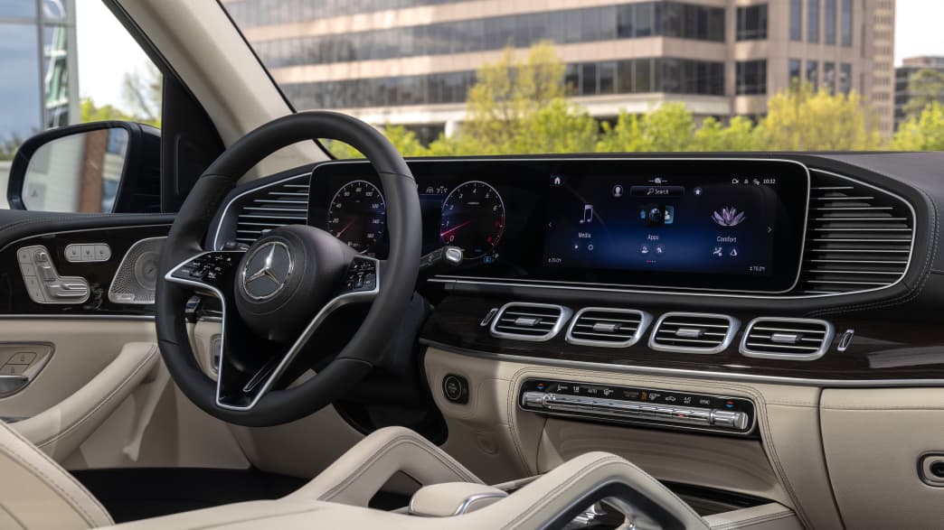 Cockpit des Mercedes GLE nach Facelift