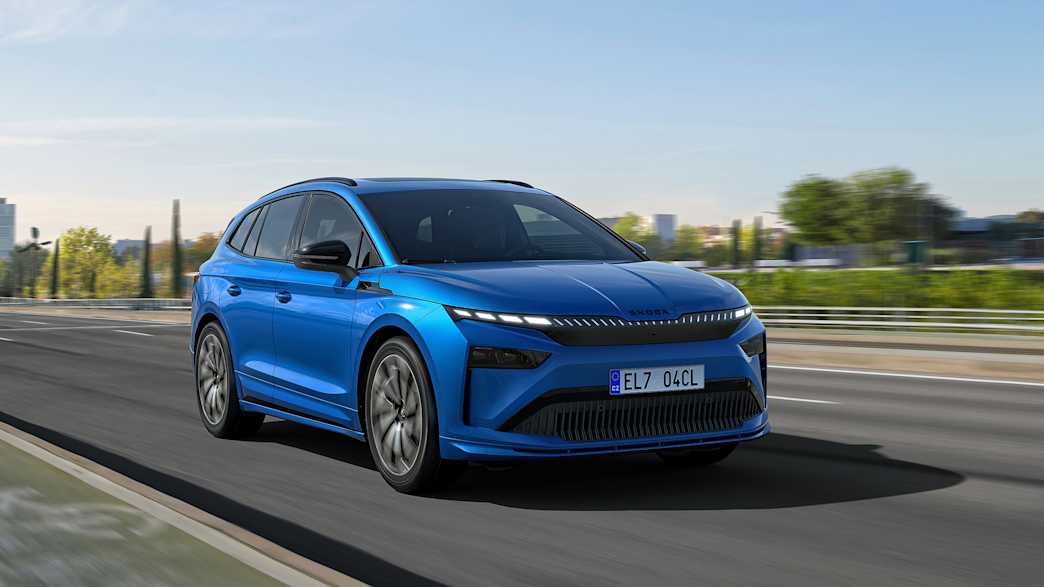 Aufnahme des Skoda Enyaq mit Facelift 2025 in blau