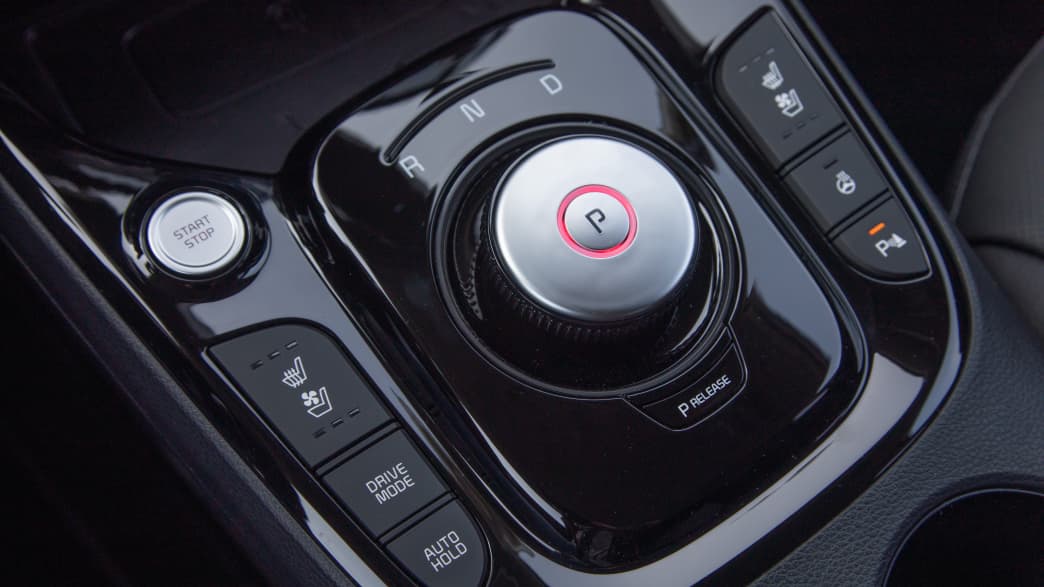 Automatik-Drehknopf eines Kia E-Soul