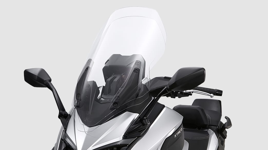 Detailaufnahme der Frontscheibe der Kymco CV3