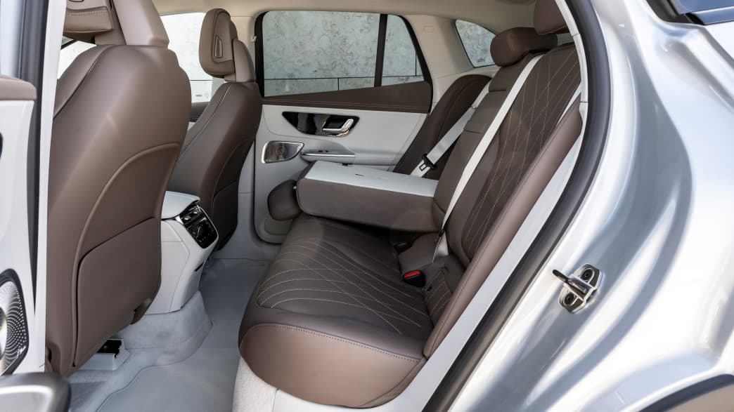 Rückbank des Mercedes EQE SUV