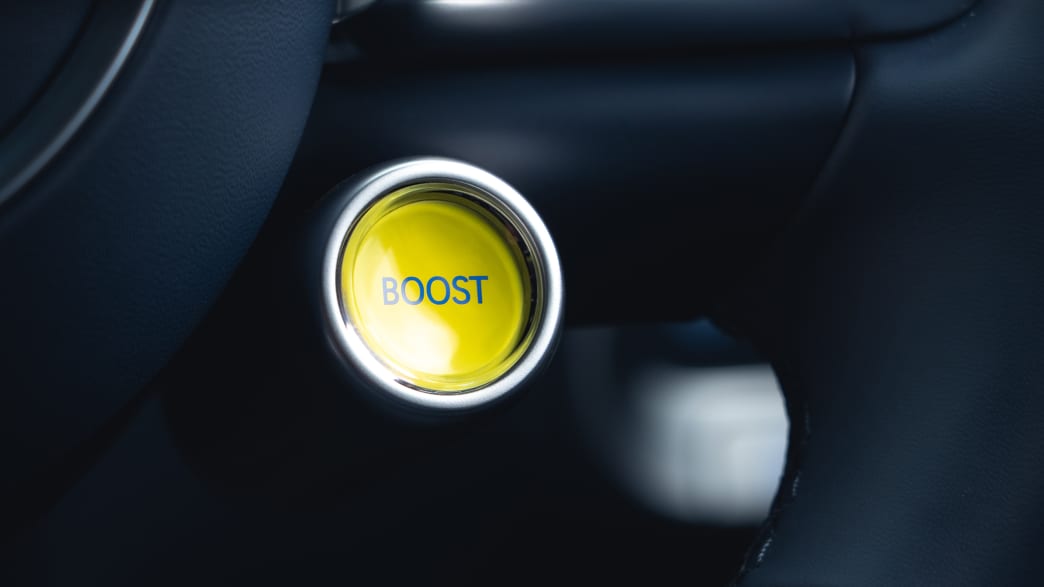 Der Boostknopf des Genesis GV60