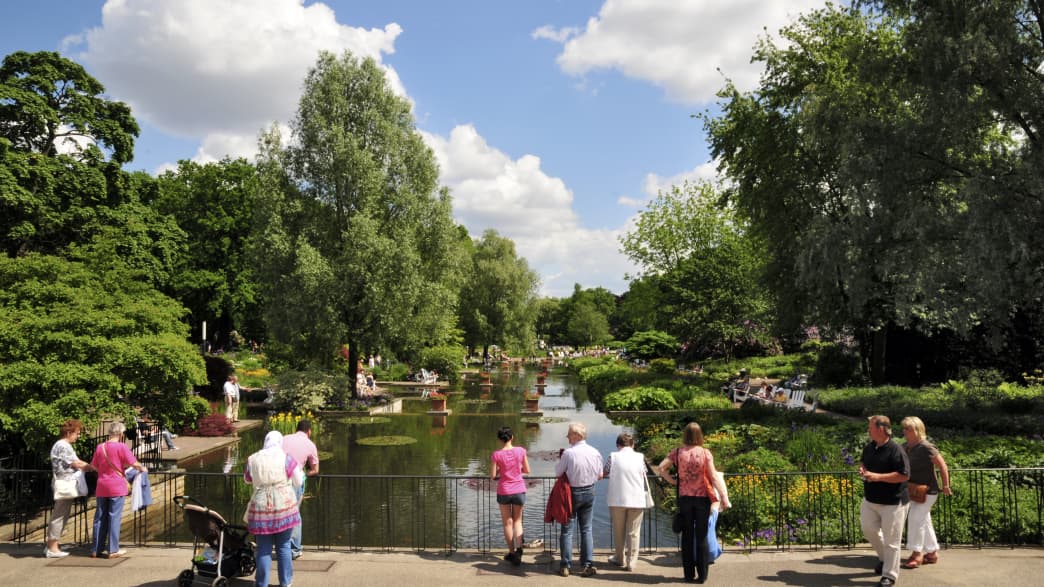 Wasserkaskaden im Park Planten und Blomen in Hamburg