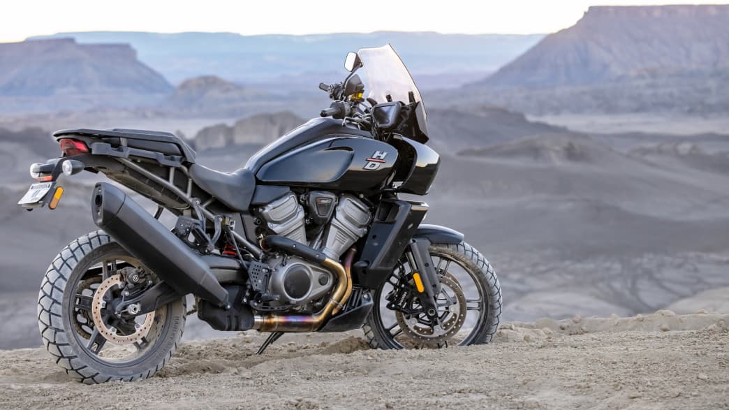 Eine Harley-Davidson Pan America in der Seitenansicht