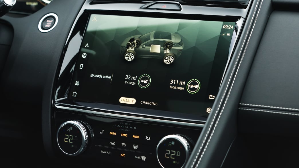 Display des Jaguar E-Pace