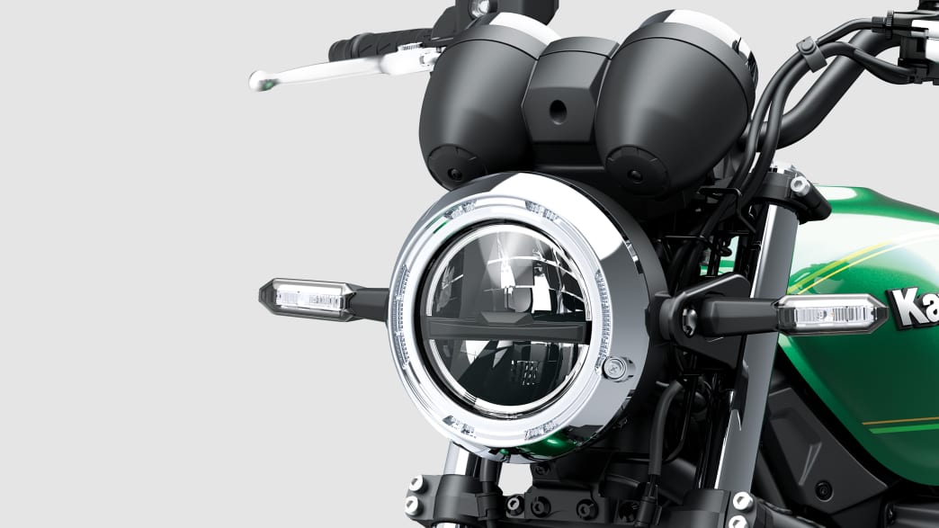 Scheinwerferdetail der Kawasaki Z650 RS