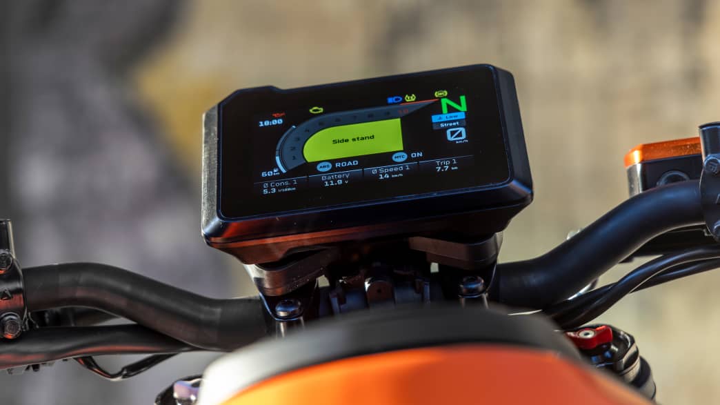 Display der KTM 390 Duke