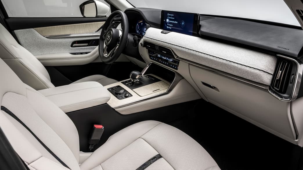 Das Cockpit des Mazda CX