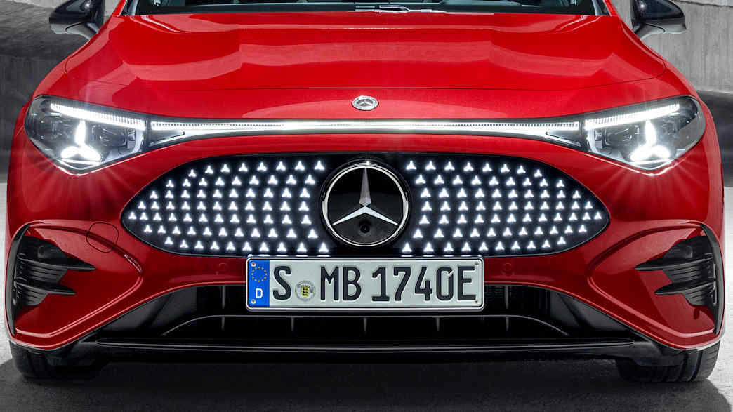 Die Lichter des neuen Mercedes CLA