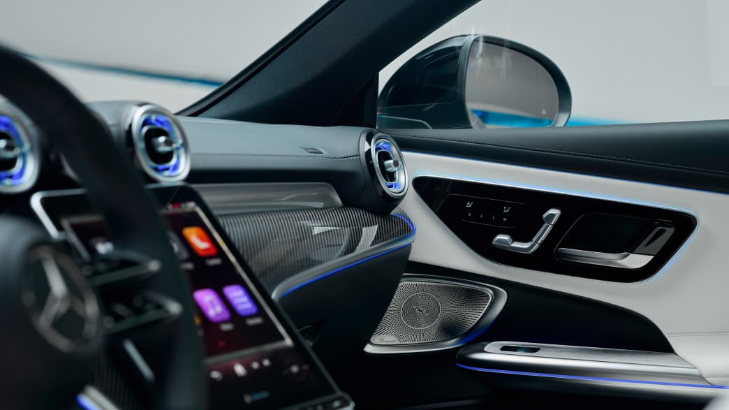 Detailaufnahme des Soundsystem des Mercedes CLE