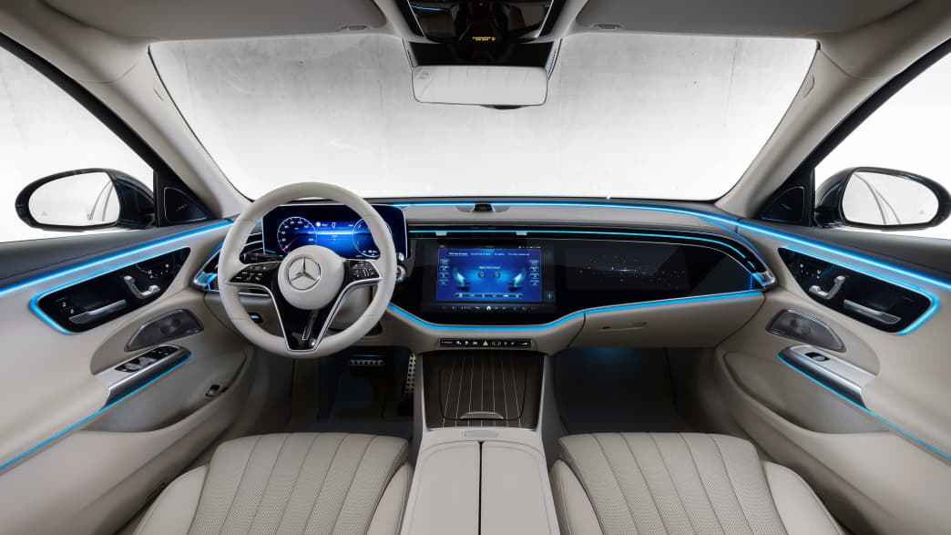 Detail des Cockpits der neuen Mercedes E-Klasse
