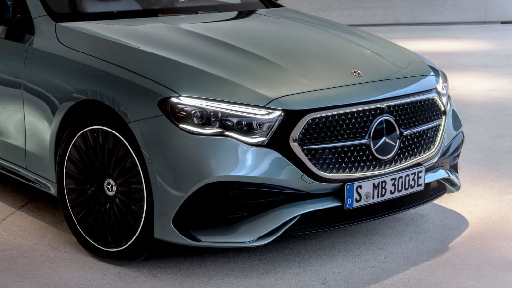 Entdecke die neue Mercedes-Benz E-Klasse: Neuwagen und Lagerfahrzeuge