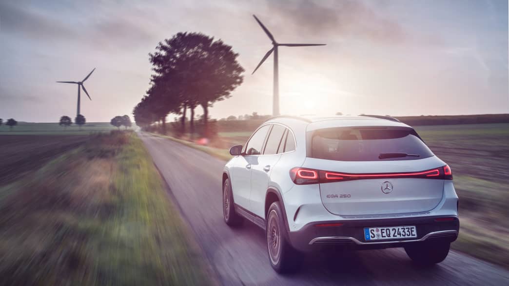Wir stellen den neuen Mercedes EQA vor
