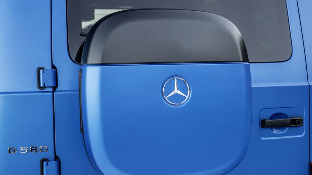 Der Behälter für den Ersatzreifen am Heck des Mercedes EQG