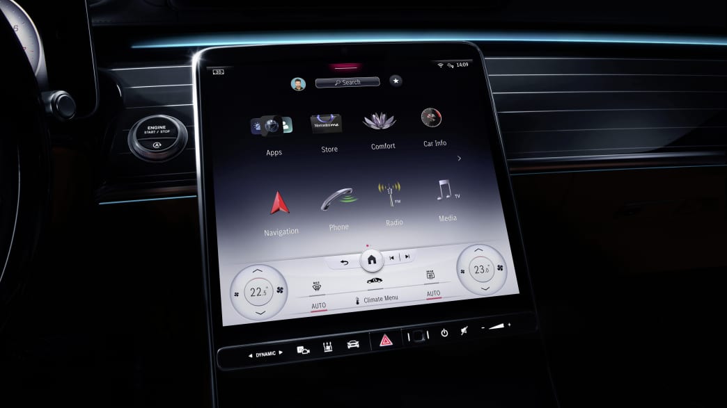 Menü am Display der Armatur der neuen Mercedes S-Klasse