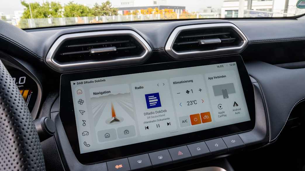 Display im MG ZS Hybrid+