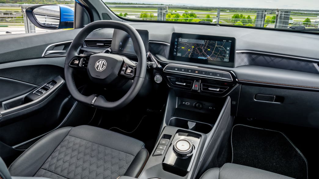 Cockpit des MG3 Hybrid+