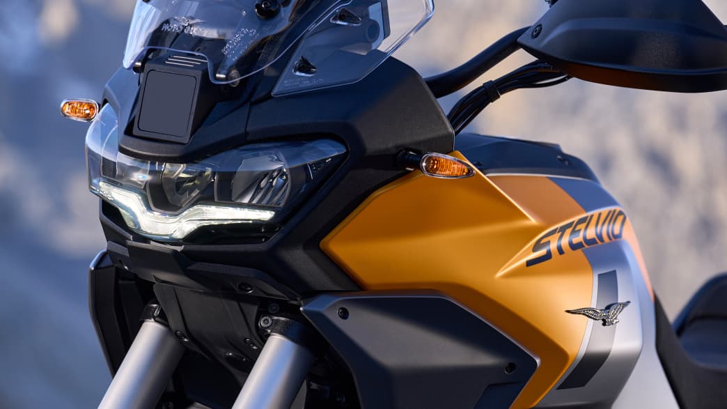Scheinwerfer der Moto Guzzi Stelvio