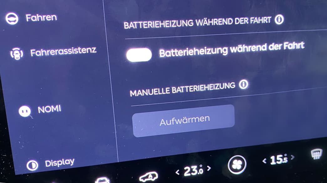 Die Computeranzeige des Nio EL 7