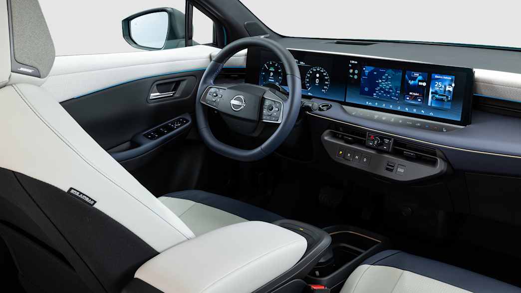 Cockpit des Nissan Leaf