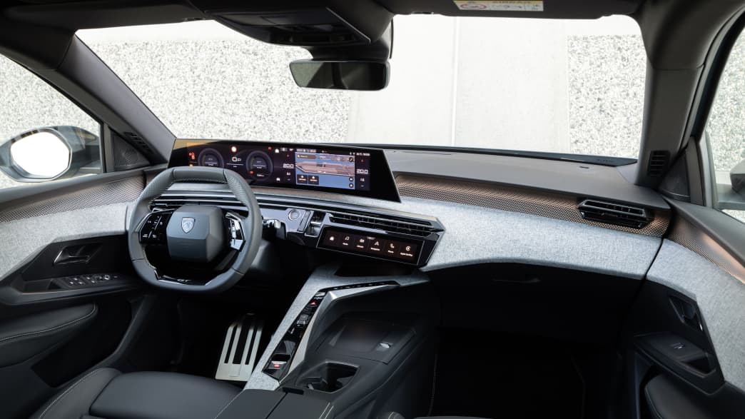 Cockpit des Peugeot 5008