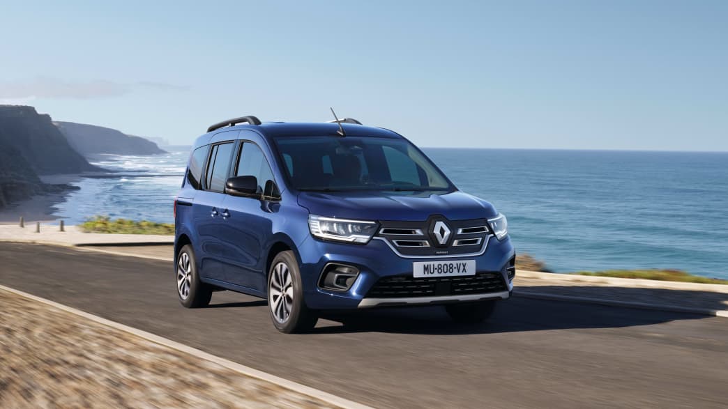 Der Renault Kangoo E-TECH Electric in Fahrt
