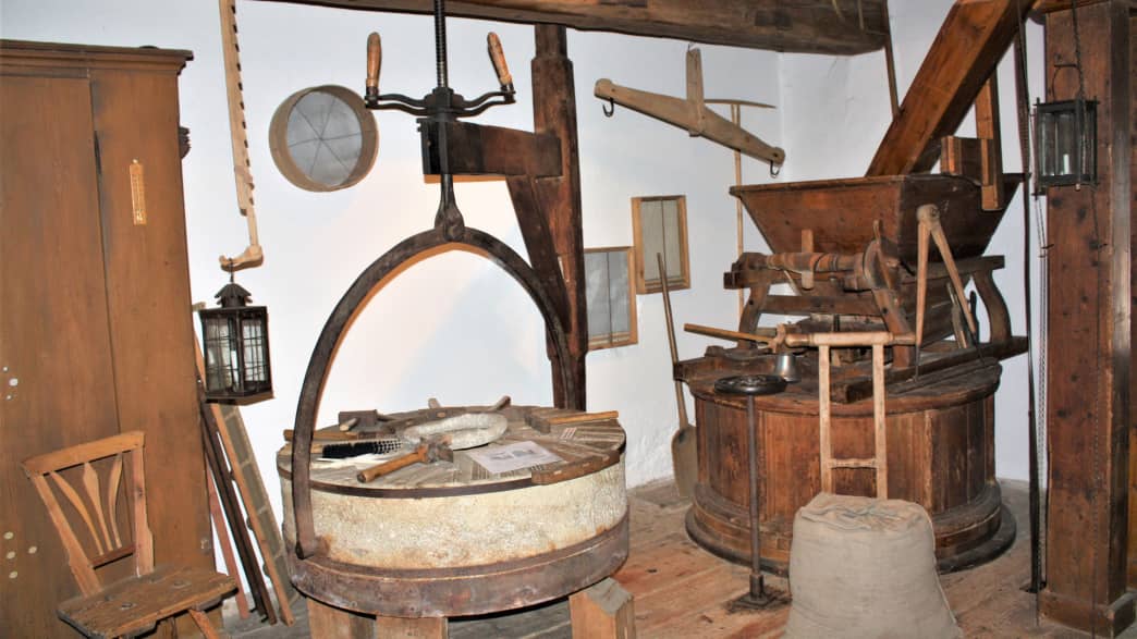 Austellungsraum im Mühlen- und Volkskundemuseum im Waltersdorf