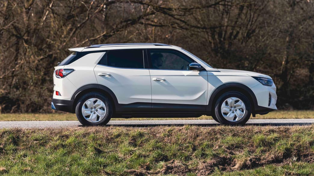 Seitenansicht des SsangYong Korando e-Motion