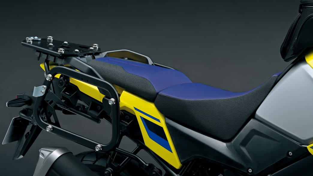 Der Sitz und Gepäckträger der Suzuki V Strom 1050 DE