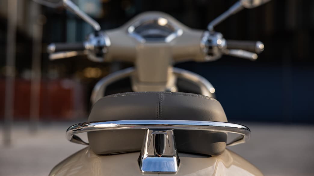 Heckdetail der Vespa GTS 300