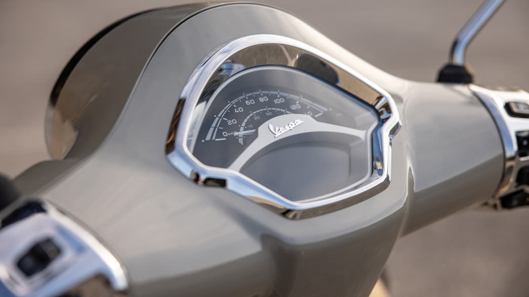 Tacho der Vespa GTS 300