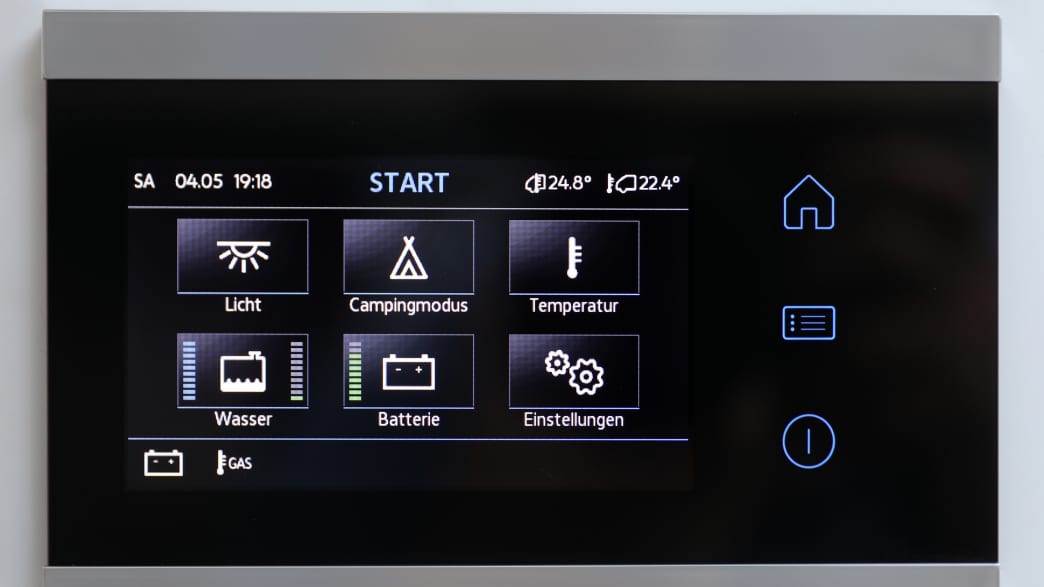 Blick auf die Bedientafel des VW Gran California