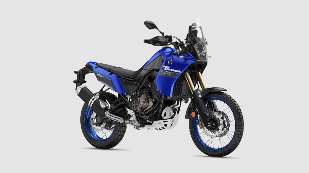 Die Yamaha Tenere 700 stehend von vorne zu sehen