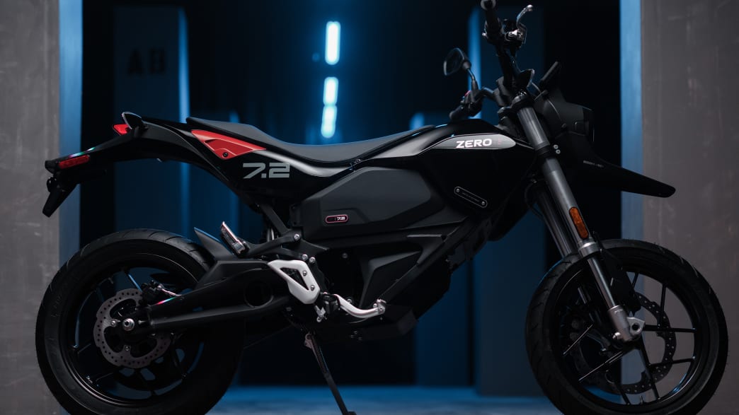 Die Zero FXE 7.2 von der Seite