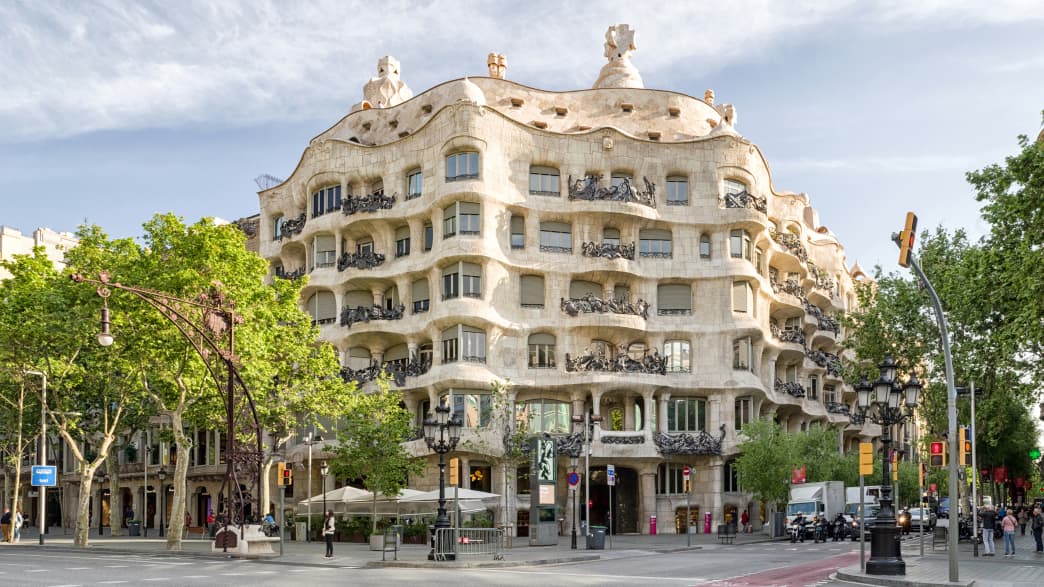 Casa Mila in  Barcelona etnworfen von  Antoni Gaudi