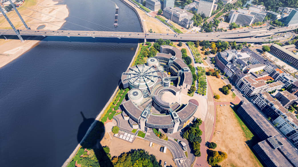 Blick vom Fernsehturm über Düsseldorf