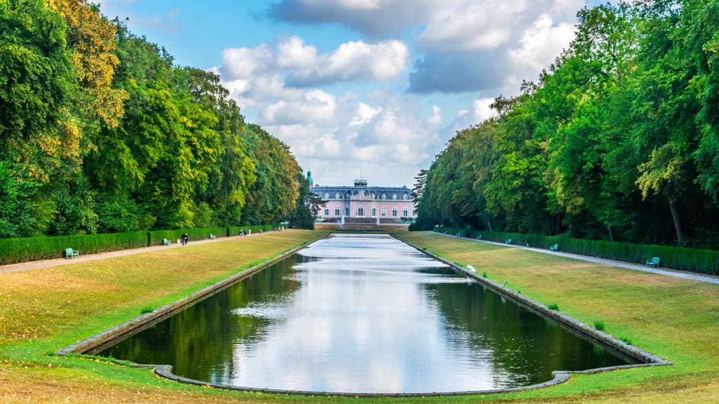 Blick auf das Schloss Benrath
