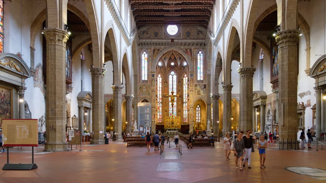 Innenansicht der Basilica Santa Croce in Florenz