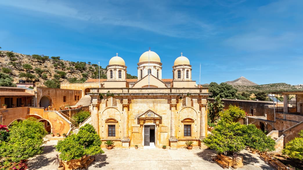 Blick auf das griechisch-orthodoxe Kloster Agia Triada auf der Halbinsel Akrotiri in Chania auf Kreta.