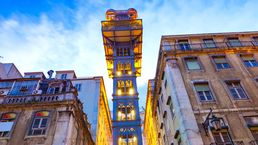 Santa Justa Aufzug in Lissabon