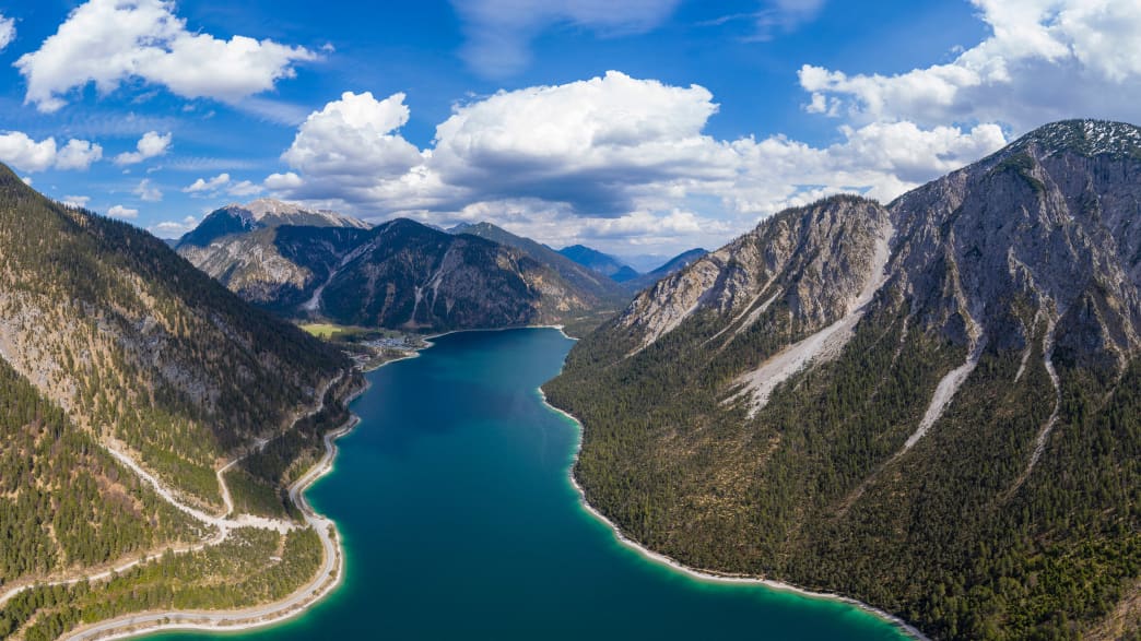 Blick auf den Plansee in den Tiroler Alpen