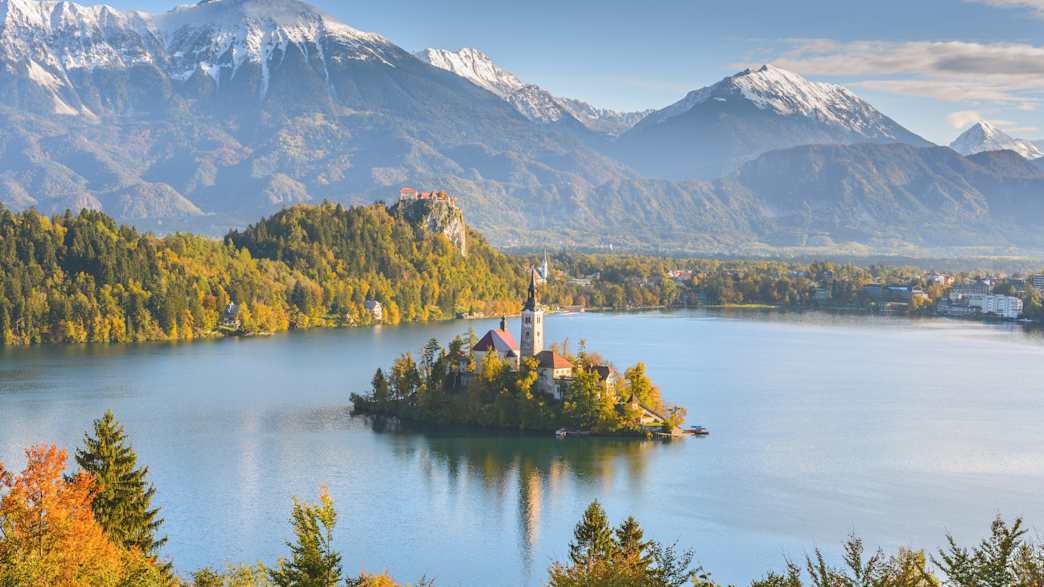 Der Bled See mit Osojnica in Slovenien