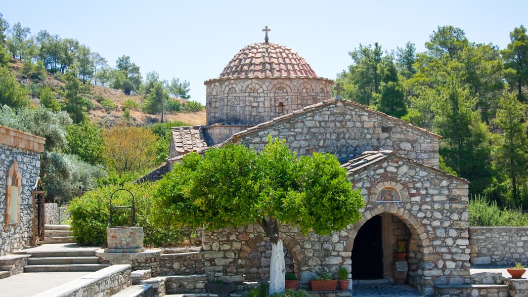 Außenansicht des Klosters Moni Thari auf Rhodos