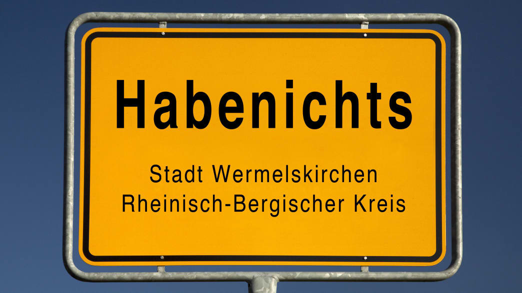 Gelbes Ortsschild von Habenichts